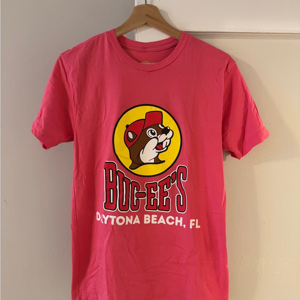 Buc-ee's Hot Pink Daytona Beach, FL Shirt